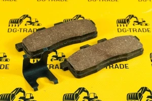 Комплект тормозных колодок Carraro 048646